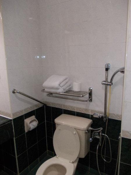 Orkid Hotel Melaka Экстерьер фото